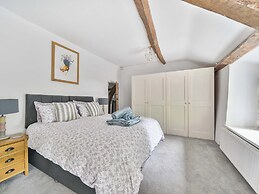 2 Pigsfoot Cottages