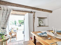 2 Pigsfoot Cottages