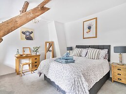 2 Pigsfoot Cottages