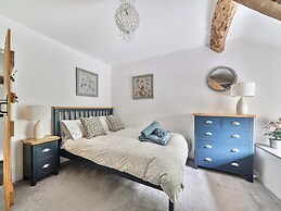 2 Pigsfoot Cottages