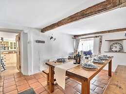 2 Pigsfoot Cottages