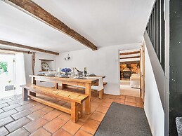 2 Pigsfoot Cottages