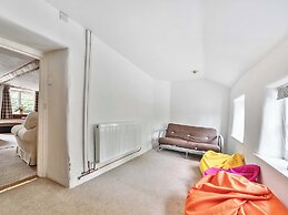 2 Pigsfoot Cottages