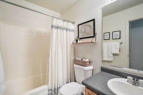 Phoenix Home w/ Patio, 2 Mi to State Farm Stadium