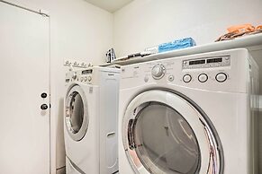 Phoenix Home w/ Patio, 2 Mi to State Farm Stadium