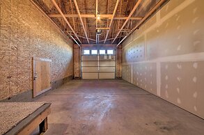 Updated Townhouse w/ Pergola, Walk to Downtown!