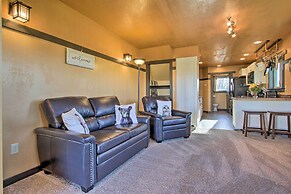 Updated Townhouse w/ Pergola, Walk to Downtown!