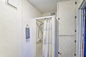 Relaxing Surfside Bunkhouse - Walk to the Beach!
