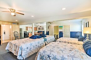 Relaxing Surfside Bunkhouse - Walk to the Beach!