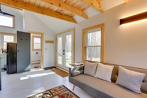 Cozy Catskills Tiny Home ~ 3 Mi to Bethel Woods!