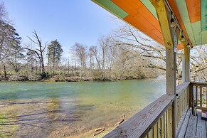 Riverfront Cabin Near Smoky Mountain National Park