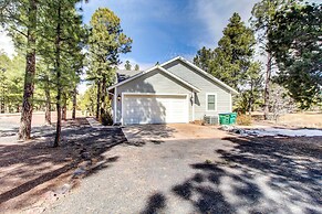 1 Mi to Lake: Dog-friendly Home in Show Low!