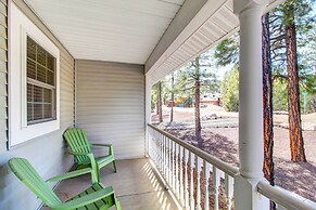 1 Mi to Lake: Dog-friendly Home in Show Low!
