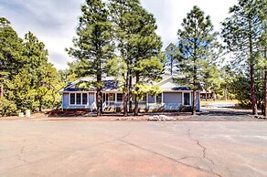 1 Mi to Lake: Dog-friendly Home in Show Low!