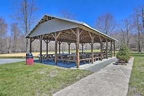 Spacious Tobyhanna Family Home: Pool/beach Access!