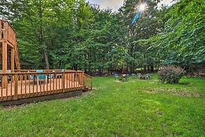 Spacious Tobyhanna Family Home: Pool/beach Access!