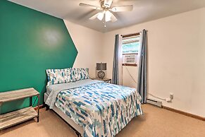 Spacious Tobyhanna Family Home: Pool/beach Access!
