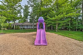 Spacious Tobyhanna Family Home: Pool/beach Access!