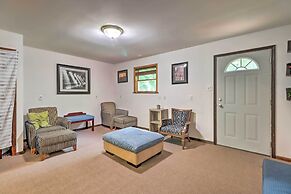 Spacious Tobyhanna Family Home: Pool/beach Access!