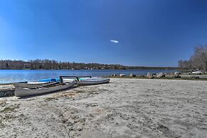 Spacious Tobyhanna Family Home: Pool/beach Access!