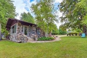 Upscale Earl Young Charlevoix Cottage w/ Deck!
