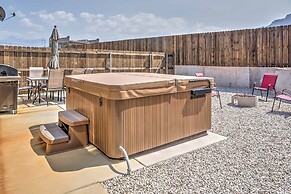 Modern Moab Townhome w/ Private Hot Tub & Patio!