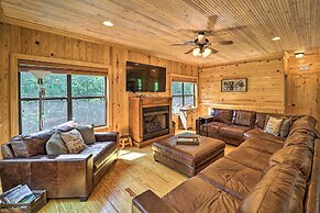 Luxe 'wolfe Creek Cabin' < 6 Mi to Waterfalls Park