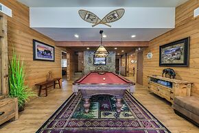 Well-appointed Alto Cabin w/ Fire Pit & Pool Table