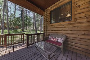 Well-appointed Alto Cabin w/ Fire Pit & Pool Table