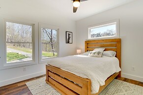 Modern Appalachian Vacation Rental w/ River Access