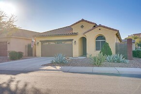 2 Mi to Hospital: Glendale Getaway Near Golf!