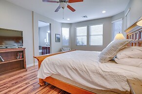 2 Mi to Hospital: Glendale Getaway Near Golf!