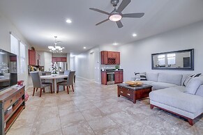 2 Mi to Hospital: Glendale Getaway Near Golf!