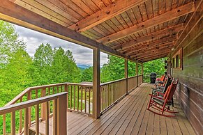 Bryson City Cabin w/ Hot Tub, Views & Pool Table!