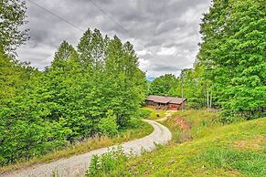 Bryson City Cabin w/ Hot Tub, Views & Pool Table!