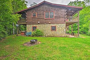 Bryson City Cabin w/ Hot Tub, Views & Pool Table!