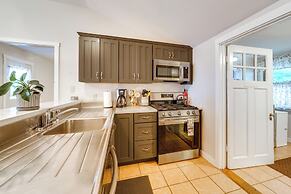 Walk to Beach & Lake: Idyllic Escape in Edinboro!