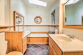 Breathtaking Mountain Views: Cullowhee Cabin!