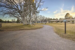 Sunny Show Low Home: Deck, BBQ & Golf Course Views