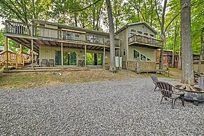 Lake Barkley Home: Private Dock, Kayaks, Fire Pit!