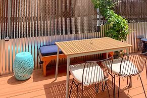 Boat, Hike & Bike: Modern Midtown Reno Retreat!