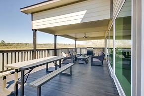 Spacious San Jacinto River Home w/ Waterfront Deck