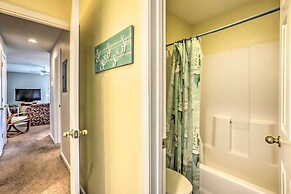 Walk to Beach: North Myrtle Condo!