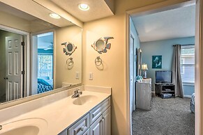 Walk to Beach: North Myrtle Condo!