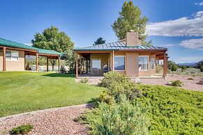 Zion Mountain Guest House w/ Canyon Vistas!