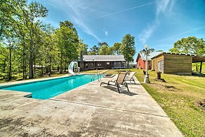 Rustic Woodville Getaway With Pool & Guest House