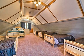 Rustic Woodville Getaway With Pool & Guest House