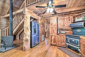 Rustic Woodville Getaway With Pool & Guest House