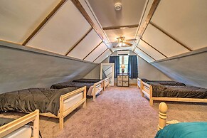 Rustic Woodville Getaway With Pool & Guest House