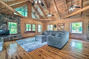 Rustic Woodville Getaway With Pool & Guest House